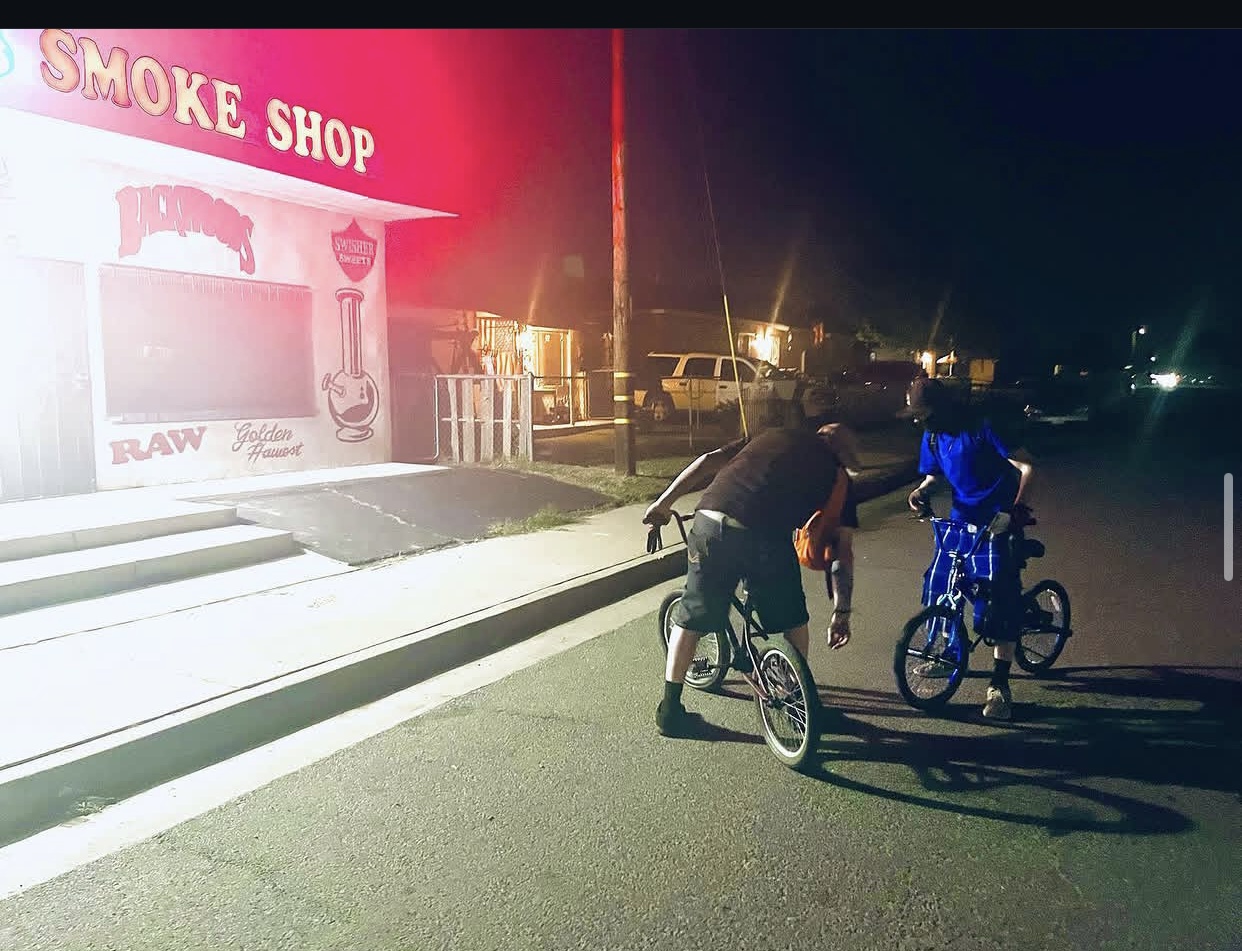 Smoke Shop Neon — Nashville, Tennessee